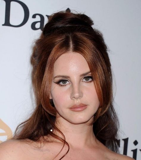 Lana Del Rey Hair, Lana Del Rey News, Lana Del Rey Honeymoon, Lana Rey, Beverly Hills California, Lana Del Ray, Hair Inspo Color, Ginger Hair, Lana Del Rey