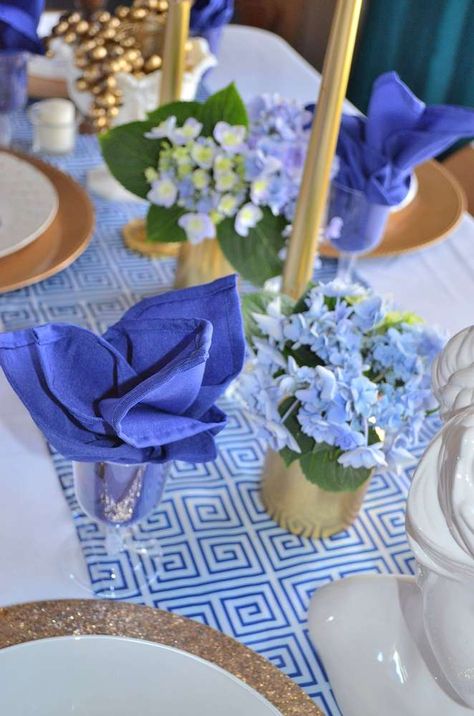 Greek Party Decorations, Greek Wedding Theme, Greek Party Theme, Greece Party, My Big Fat Greek Wedding, Greek Theme, Greek Christmas, Grecian Wedding, Greek Dinners