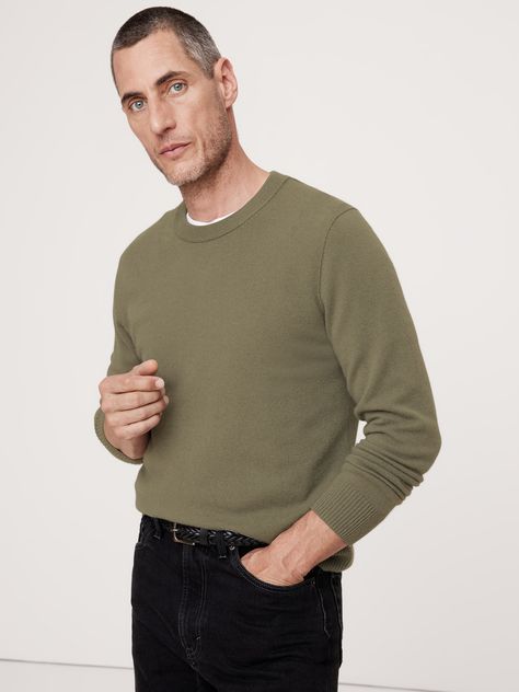 Cardigan sweaters for men