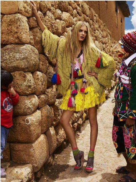 mario testino - peru Moda Peru, Look Hippie Chic, Daria Werbowy, Lily Donaldson, Ellen Von Unwerth, Hippy Chic, Mario Testino, Mode Boho, Moda Chic