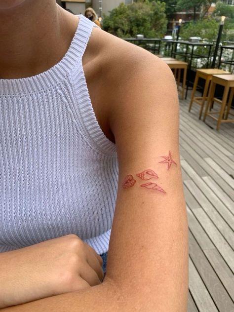 Red Mini Tattoos For Women, Fineline Hand Tattoos For Women, Dainty Sand Dollar Tattoo, Trendy Fine Line Tattoos, Fine Line Arm Tattoos Women, Dainty Bicep Tattoo, Starfish Ankle Tattoo, Small Coordinating Tattoos, Aesthetic Beach Tattoos