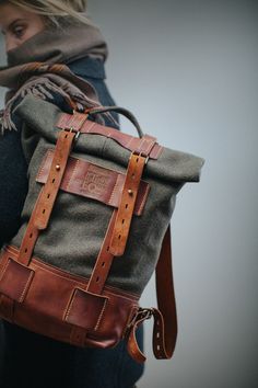 Notless Orequal- cloth and leather rucksack #079 Sac Diy, Backpack Outfit, Leather Rucksack, Cute Backpacks, Leather Projects, Canvas Handbags, Bag Canvas, Canvas Backpack, Diy Bag