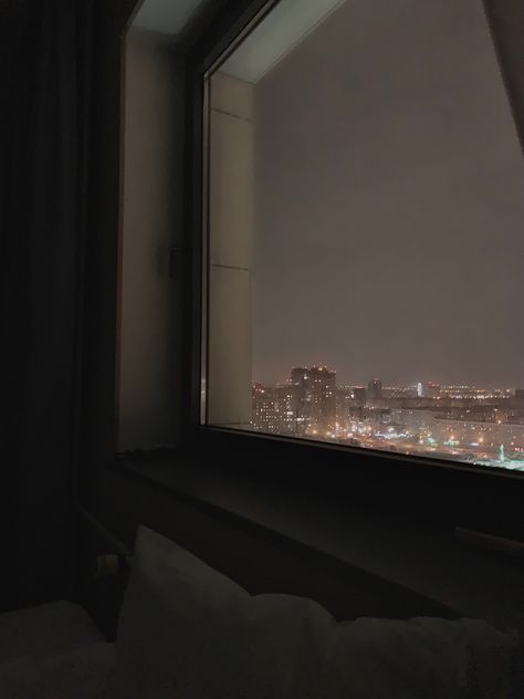 Apartment Night Aesthetic, Night Window View Aesthetic, Night Black And White, Instagram Minimalist, Aesthetic Atmosphere, Book Mood, Night Window, Midnight City, Dream Apartment Decor