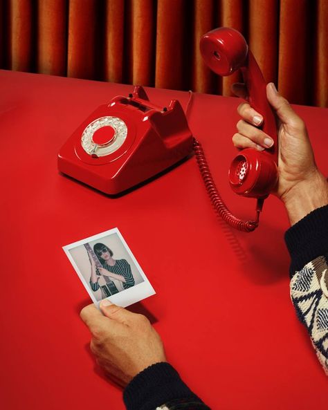 #red Telephone Photoshoot Ideas, Wes Anderson Characters, Tech Aesthetic, Cocktail Photography, 70s Aesthetic, Vintage Phones, Vintage Telephone, Fashion Photography Poses, Medical Field