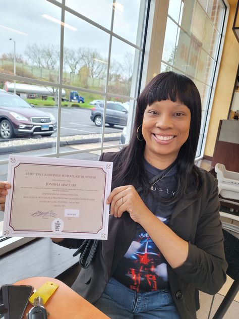 Excited to announce that Joni passed our real estate pre-licensing class and committed to joining our award winning real estate team! 👏👍💯🎯🎉🎉🎉 Real Estate Certificate, Leasing Agent Aesthetic, Real Estate Agent Black Women, Real Estate License Certificate, Real Estate License Aesthetic, Black Real Estate Women, Real Estate Agent Aesthetic, Agent Aesthetic, Real Estate Vision Board