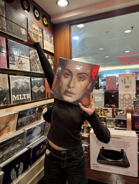 Posing With Vinyl Records, Vinyl Instagram Story, Adele Core Aesthetic, Photoshoot In Record Store, Record Store Instagram Pictures, Vinyl Girl Aesthetic, Aesthetic Vinyl Pictures, Vinyl Records Photoshoot, Vinyl Photoshoot Ideas