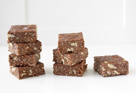 Salted Chocolate Oat Fudge Recipe Oat Fudge, Chocolate Oats, Raw Desserts, Kitchen Paper, Small Desserts, Salted Chocolate, Healthy Ingredients, Best Food Ever, Baking With Kids