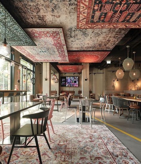 Turkish Cafe, Persian Restaurant, Bar Ceiling, Ceiling Details, Chefchaouen Morocco, Turkish Restaurant, Hamburg City, Chelsea Hotel, Cafe Interior Design