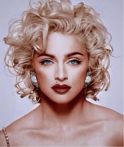 Madonna Hairstyles, Madonna Hair, Madonna Young, Madonna Fashion, Madonna Vogue, Madonna 80s, Madonna Photos, Lady Madonna, Patrick Demarchelier