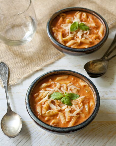 Penne Vodka Roasted Tomato Soup Vodka Sauce Soup, Penne Vodka, Homemade Tomato Soup, Cozy Soup, Favorite Pasta Recipes, Tomato Soup Homemade, Roasted Tomato Soup, Vodka Sauce, First Day Of Fall