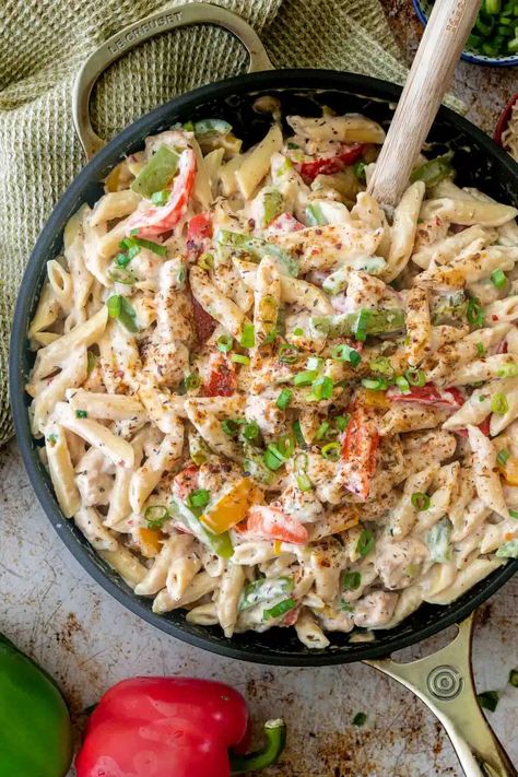 17 Cheap Easy Meals for Large Groups - caramel and cashews Rasta Pasta Jamaican Chicken, Jerk Pasta, Firehouse Meals, Jerk Chicken Pasta, Rasta Pasta Recipe, Rasta Pasta, Jerk Chicken Recipe, Chicken Pasta Dishes, Heart Recipes