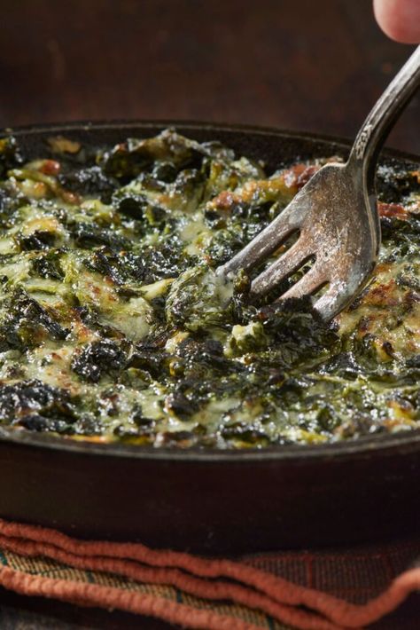 Ina Garten Creamed Spinach Recipe Ina Garden Spinach Gratin, Ina Garten Creamed Spinach, Spinach Casserole With Cream Cheese, Ina Garten Side Dishes, Chopped Spinach Recipes Frozen, Cream Of Spinach Recipe, Cream Spinach Recipe Easy, Creamed Spinach With Frozen Spinach, Creamed Spinach With Fresh Spinach