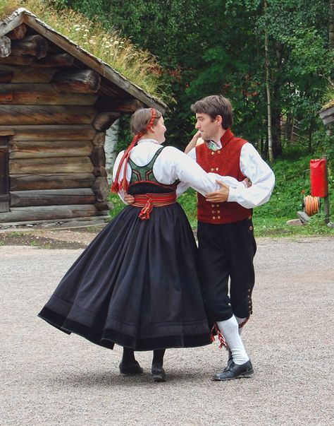 Holidays and Festivals in Norway 2016 | Rick Steves' Europe | ricksteves.com Oslo Travel Guide, Norwegian Dress, Dancing Reference, Norway Culture, Norwegian Folklore, Norway Fashion, Norwegian Culture, Oslo Travel, Dutch Clothing