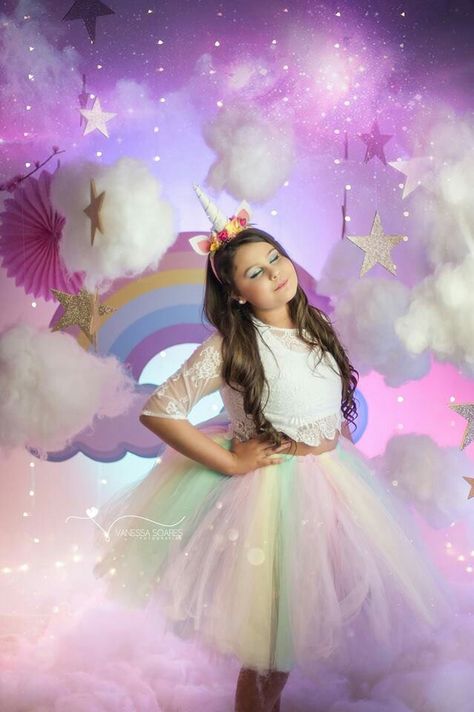 Unicorn Themed Photoshoot, Unicorn Birthday Photoshoot Ideas, Unicorn Birthday Photoshoot, Unicorn Photoshoot Ideas, Unicorn Photoshoot, Photo Movement, Toddler Pictures, Toddler Photoshoot, 1st Birthday Pictures