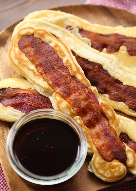 Bacon Pancake Dippers, Pancake Bacon, Bacon Pancake, Dessert Bars Recipes Easy, Pancake Dippers, Bacon Bites, Bacon Dinner, Easy Dessert Bars, Prep Snacks