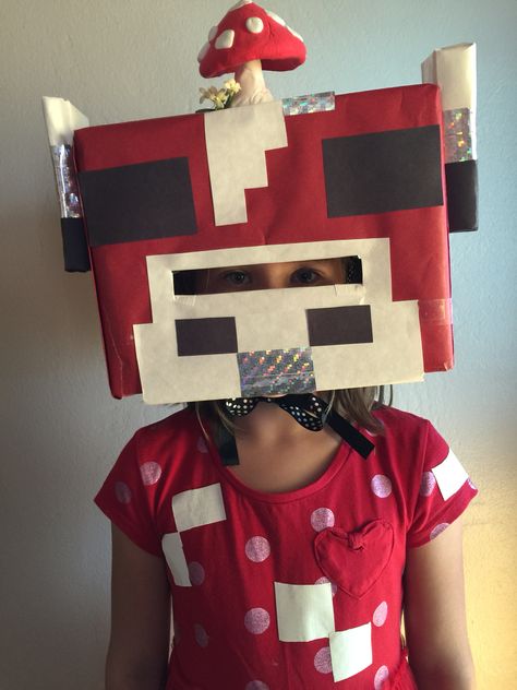 Minecraft Mooshroom diy Halloween costume Mooshroom Cow, Minecraft Mooshroom, Minecraft Heart, Minecraft Halloween, Minecraft Costumes, Foam Costume, Cow Craft, Spider Costume, Heart Costume