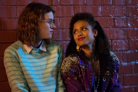 Kelly and Yorkie - Black Mirror's San Junipero <3 Black Mirror San Junipero, Films On Netflix, San Junipero, Mackenzie Davis, Gugu Mbatha Raw, Joe Cole, Will Poulter, Jonah Hill, Fall Tv