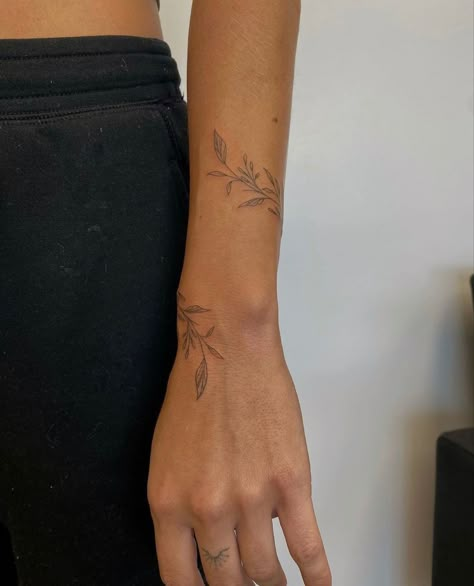 Arm Tattoos For Women Forearm, Arm Wrap Tattoo, Wrap Around Wrist Tattoos, Wrist Bracelet Tattoo, Around Arm Tattoo, Wrap Around Tattoo, Cuff Tattoo, Wrap Tattoo, Flower Wrist Tattoos