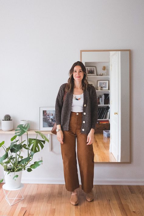 Wearing Lately... 10(!!) Outfits - Seasons + Salt Professor Style, Kamm Pants, Brown Pants Outfit, Runway Top, Good For Me, Closet Goals, Getting Dressed, Trendy Outfit, 2024 Trends