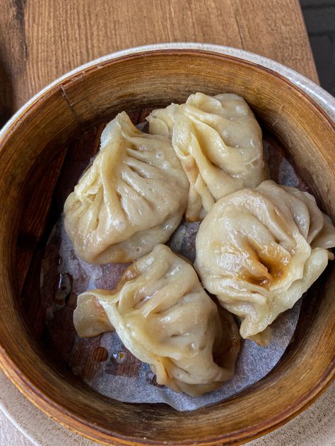 Dumpling Aesthetic, Yummy Comfort Food, Food O, Food Is Fuel, Food Obsession, Cafe Food, Pretty Food, Food Cravings, I Love Food