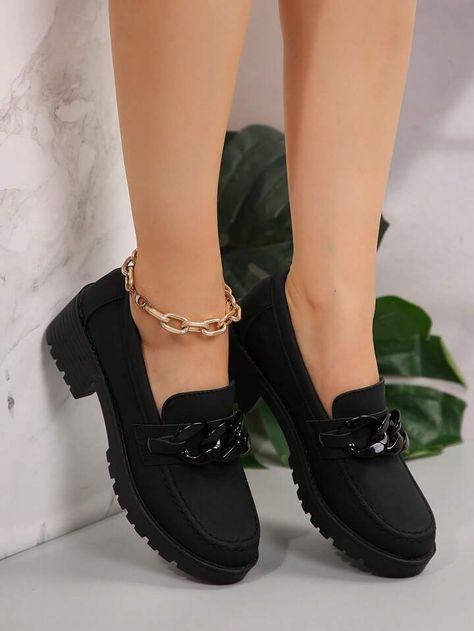 Female Loafers, Loafers Chunky, College Shoes, Women Loafers, Shoes Outfit Fashion, Comfort Shoes Women, Loafer Shoes Women, Photography Lighting, Black Shoes Women