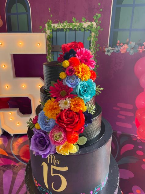 Sweet 15 Mexican Theme, Mexican Quinceanera Cake Ideas, Mexican Quince Cake, Mariachi Themed Quinceanera, Mexican Theme Quinceanera Cake, Traditional Mexican Quinceanera Decor, Mexican Sweet 16 Party Ideas, Coco Quinceanera Theme, The Book Of Life Quinceanera Theme