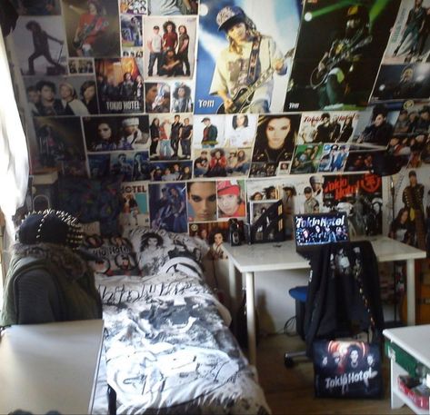 Emo Room, Punk Room, Grunge Bedroom, Rock Room, Tokyo Hotel, Chill Room, Retro Room, Grunge Room, Room Goals