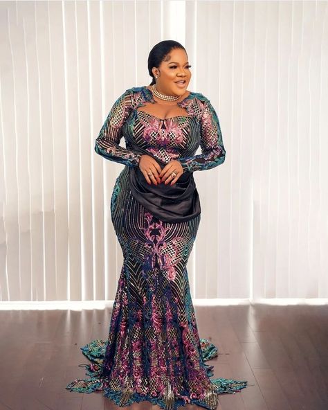 2022/2023 Latest and Best Owambe Styles for Ladies. - Ladeey Latest Owambe Styles, Latest Lace Gown Styles Aso Ebi, Asobi Styles, Latest Material Gown Styles, Lace Gown Styles Aso Ebi, Toyin Abraham, Simple Elegant Dresses, Latest Lace Styles, Owambe Styles