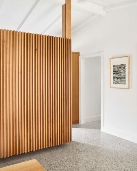 Photo 5 of 12 in A 1950s Austin Ranch House Gets a Luxe Revamp With Southwest Flair - Dwell Mid Century Ranch House, Ranch Renovation, Pitched Ceiling, Modern Remodel, Mid Century Ranch, Terrazzo Floors, Modern Hallway Ideas, Oak Panels, Built In Furniture