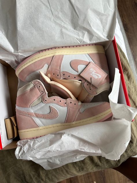 Air Jordan 1 Retro High OG Women’s Jordan 1 Pink, Pink Jordans, Pink Nike Shoes, All Nike Shoes, Nike Jordan Retro, Jordan 1 High Og, Cute Nike Shoes, Pink Nike, Air Jordan 1 Retro High Og