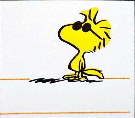 Woodstock From Charlie Brown, Charlie Brown Wallpaper, Snoopy Drawing, Peanuts Woodstock, Woodstock Snoopy, Peanut Snoopy, Funky Tattoos, Woodstock Peanuts, Peanuts Charlie Brown Snoopy