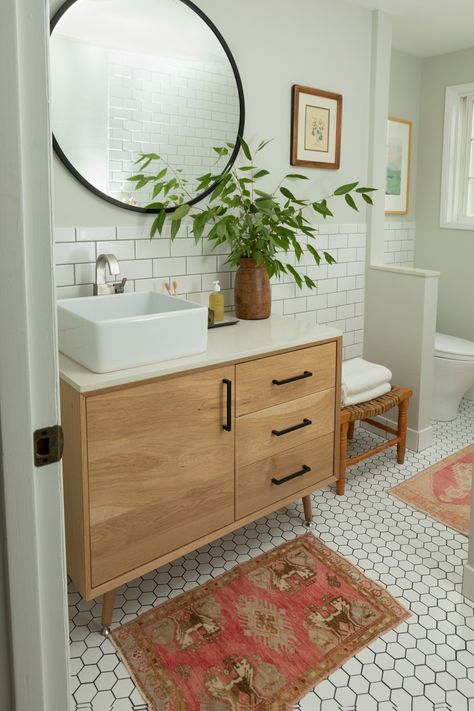 Classic Modern Bathroom Project - Midcentury - Bathroom - Portland - by Remedy Design LLC | Houzz UK Classic Modern Bathroom, Mid Mod Bathroom, Mid Century Bathroom Remodel, Modern Kids Bathroom, Midcentury Modern Bathroom, Beautiful Small Bathrooms, Schoolhouse Electric, Mermaid Bathroom, Mid Century Modern Bathroom