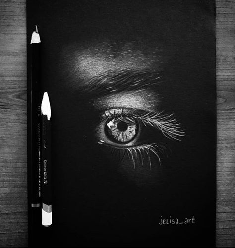 Black Paper Drawing Ideas, Paper Drawing Ideas, Black Canvas Art, Scratchboard Art, Illustration Mignonne, Black Paper Drawing, Black And White Art Drawing, Kunst Inspiration, Charcoal Art