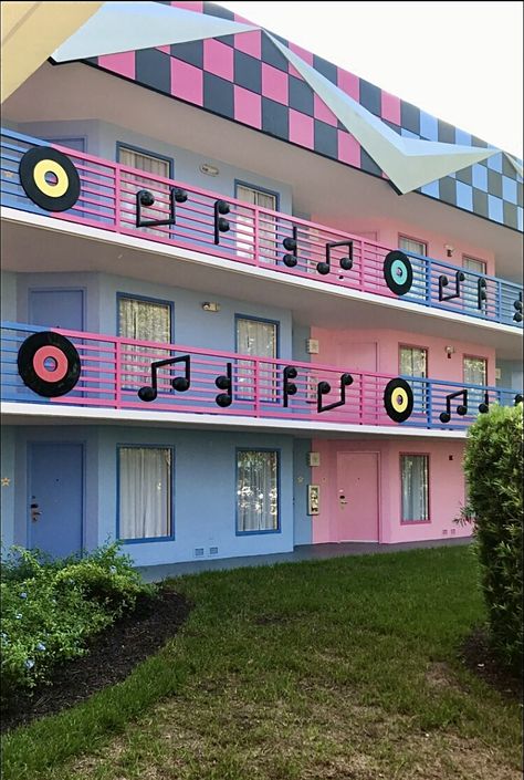 Disney World Hotels Rooms, Disney All Star Music Resort, Disneyworld 2024, All Star Music Resort, Resort Pictures, Disneyland Vacation Planning, Disney Hotel, Disney World Hotels, Dream Future