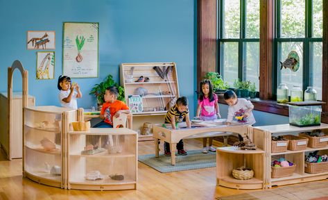 High Quality Early Learning Environments Early Learning Environments, Emergent Curriculum, Reggio Emilia Approach, Reggio Classroom, Spatial Concepts, Classroom Centers, Toddler Classroom, Dramatic Play Centers, Early Childhood Classrooms