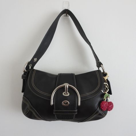 Y2k 2006 Coach black leather mini soho bag 🖤 New without tags Dm for additional pictures $180 shipped #vintagecoach #fall #pinterest #fallaesthetic #fallinspo Coach Purse Vintage, Coach Bags Black, Vintage Coach Bags Outfits, Coach Bags Outfits, Black Bag Aesthetic, 90s Bags, Coach Soho Bag, Coach Vintage Bag, Black Mini Purse