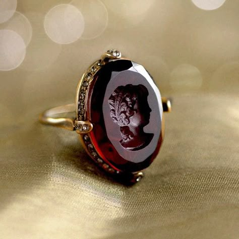 Cameo Intaglio Ring Blue Stone Ring Amethyst Ring Ruby | Etsy Canada Blue Stone Ring, Cameo Ring, Funky Jewelry, Fantasy Jewelry, Dream Jewelry, Vintage Ring, Ring Vintage, Blue Rings, Pretty Jewellery