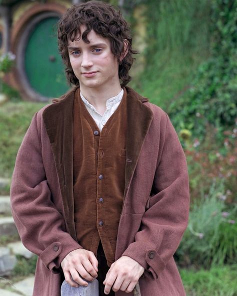 Lord of the Rings: 15th Anniversary Behind-the-Scenes Photos | Time Frodo Baggins, The Lord Of The Rings, The Rings, Lord Of The Rings, The Lord, Period