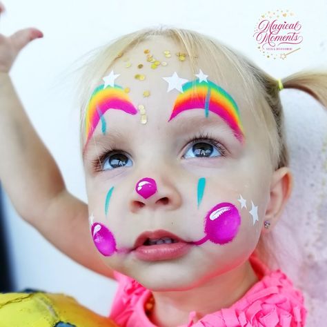 Easy Halloween Face Painting, Clown Face Paint, Cute Clown Makeup, Face Painting Easy, Cute Clown, Clown Faces, Kids Art Class, Face Painting Halloween, Face Painting Designs