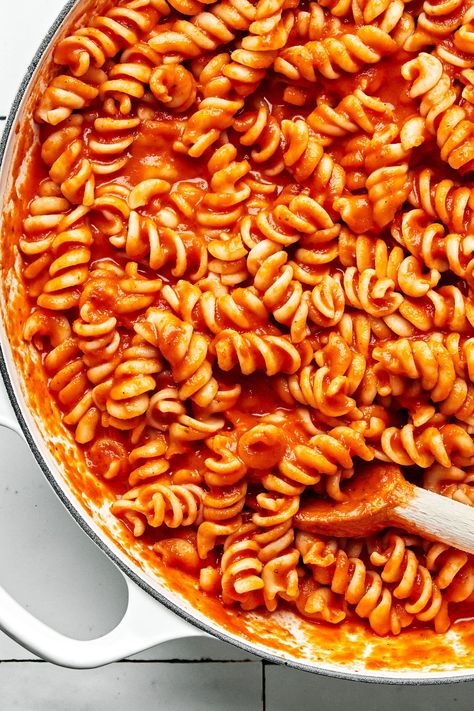 Fusilli Pasta Recipe, Fusilli Recipes, Chili Pasta, The Modern Proper, Modern Proper, Fettuccine Alfredo Recipes, Fusilli Pasta, Spicy Tomato Sauce, Carbonara Pasta