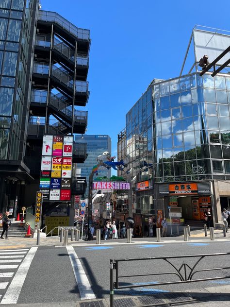 #japan #tokyo #aesthetic #tokyojapan #日本 #東京 #ジブリ #ghibli #wallpaper Takeshita dori in Harajuku, tokyo, japan Downtown Japan, Japan Neighborhood, Japan Tokyo Aesthetic, Spotify Themes, Takeshita Dori, Harajuku Tokyo Japan, Japan Vibes, Nice Scenery, Ghibli Wallpaper