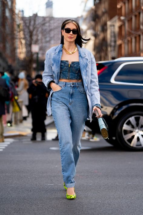 New York Street Style Fall 2020 Influencer Looks | The Impression Double Denim Street Style, Double Denim Outfit, Denim Bustier, Denim Street Style, Street Style Fall, Identity Crisis, Denim Shirt With Jeans, New York Street Style, Denim Outfits