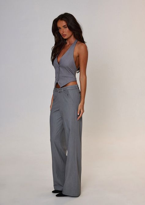 Introducing the JGR & STN Lucile Low Rise Pant. Made to wear from day to night. Featuring functional pockets and mid rise waist, these pants are a wardrobe staple. Pair this with the Lucile Vest Top. Low Rise Office Pants, Low Rise Trousers Outfit, Low Rise Slacks, Low Waist Pants Outfit, Low Waisted Trousers, Low Rise Pants Outfit, Low Waist Trousers, Pants Low Waist, Winter Moodboard