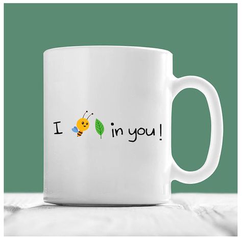 Motivational Mugs, Bee Mug, Quilt Size Chart, Bee Lover Gifts, Diy Mugs, Mataram, Name Mugs, Starbucks Cup, Custom Tumbler