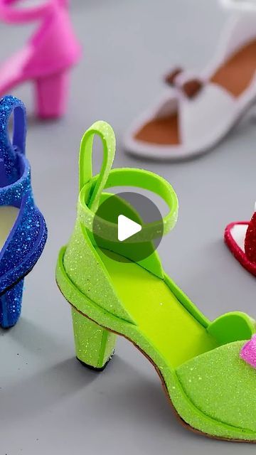 Foam Diy Craft, Arts And Crafts For Adults Projects, Foam Sheet Crafts For Adults, Foam Sheets Crafts, Doll Shoes Tutorial, Glitter Paper Crafts, Foam Diy, Craft Shoes, Dolls Handmade Diy