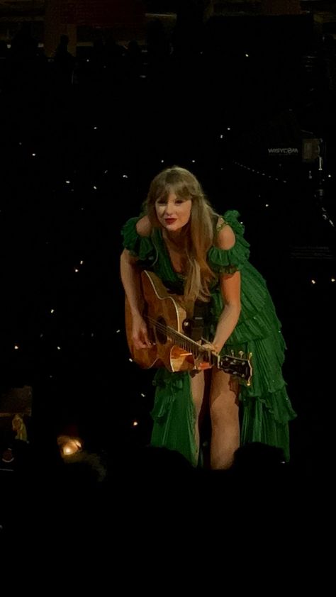 Green Surprise Song Dress, Taylor Swift Our Song, Taylor Outfits, Our Song, Wallpaper Green, State Of Grace, Taylor Swift Eras Tour, Dress Bow, Taylor Swift Eras