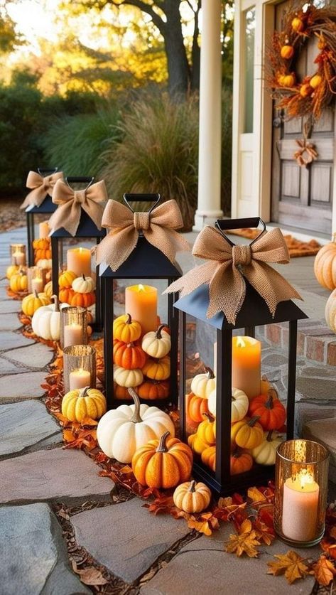 20 Inspiring Fall Landscape Ideas to Transform Your Outdoor Space Porch Fall Decorating Ideas, Fall Lantern Decor, Fall Festival Decorations, Fall Landscaping, Outdoor Fall Decor Ideas, Fall Lantern, Casa Halloween, Thanksgiving Decorations Diy, Fall Thanksgiving Decor