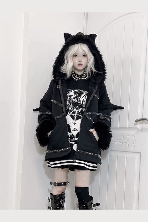 #y2kfashion #y2kclothes #y2koutfits Material: Cotton, Polyester, Acrylic Emo Hoodie, Bat Ears, Tops Bonitos, Cardigan Hoodie, Cute Grunge, Moda Streetwear, Streetwear Mode, Hoodie Cardigan, Goth Outfits