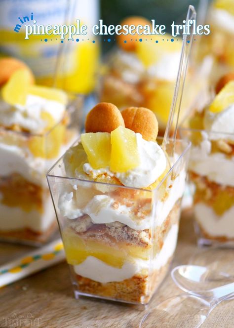 These Mini Pineapple Cheesecake Trifles are loaded with pineapple flavor! Perfect for an after-school snack, dessert, or party! // Mom On Timeout #trifles #nobake #dessert #cheesecake #pineapple #SharetheSunshine #ad Pineapple Dessert Cups, Halloween Food For Party Appetizers, Halloween Party Food Appetizers, Appetizers Videos, Christmas Trifle Recipes, Thanksgiving Cheesecake, Food For Party, Party Food Easy Appetizers, Pineapple Cheesecake