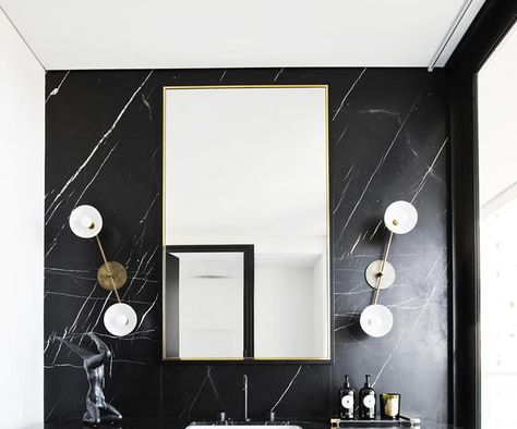 Luxe apartment Sydney Poco Designs, All Black Bathroom, Monochromatic Bathroom, Black Marble Bathroom, Marble Bathroom Designs, Monochrome Bathroom, Bold Bathroom, Luxe Bathroom, Black And White Bathroom